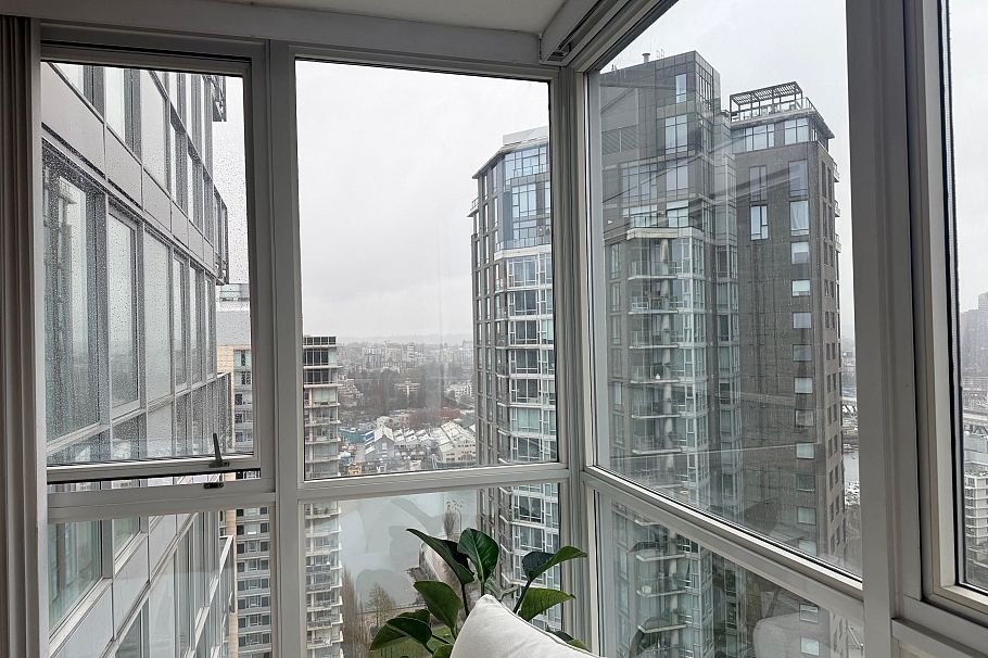 3005 1408 Strathmore Mews Vancouver, BC - 9