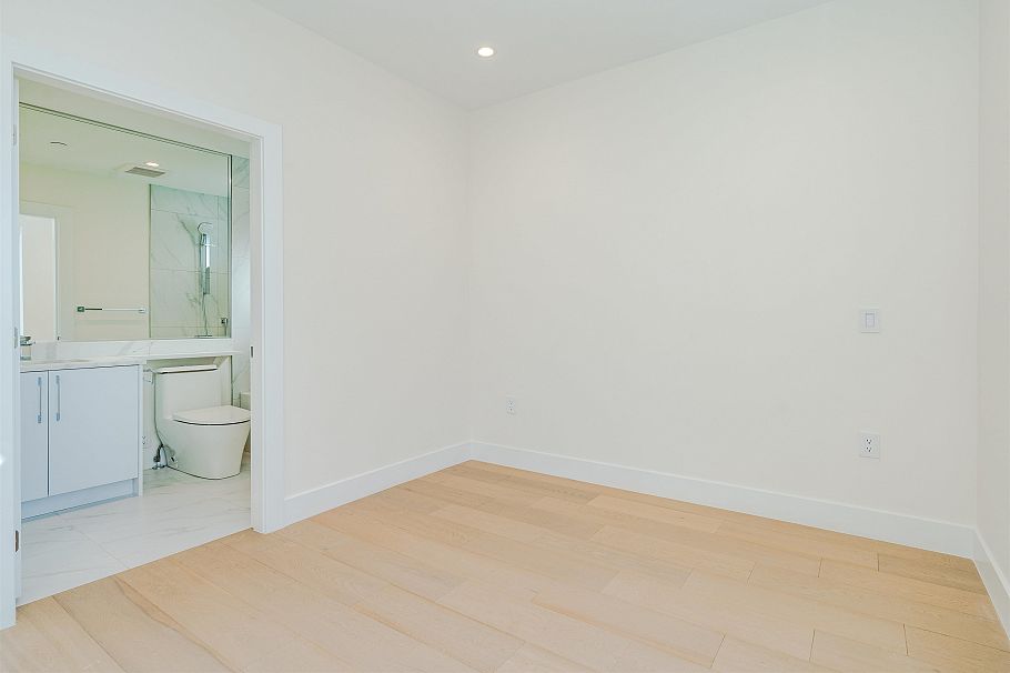 8192 Cartier Street Vancouver, BC - 24