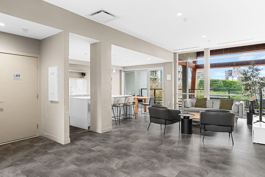 TH5 128 E 8th Street North Vancouver, BC - 33