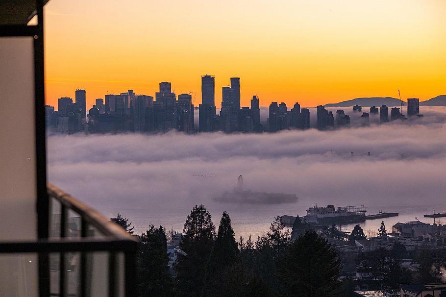 PH8 683 W Victoria Park North Vancouver, BC - 37