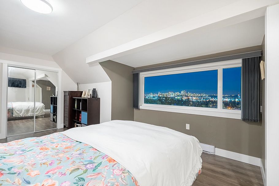 1275 W Keith Road North Vancouver, BC - 27