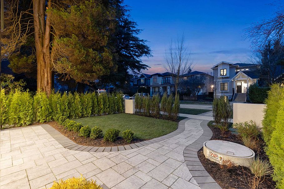 1 4549 W 11th Avenue Vancouver, BC - 3