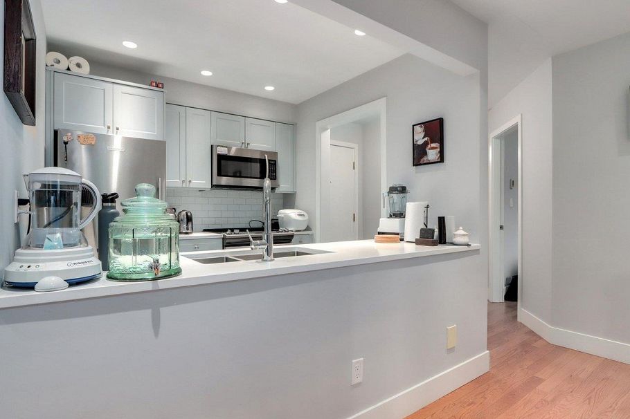 304 3711 Delbrook Avenue North Vancouver, BC - 7