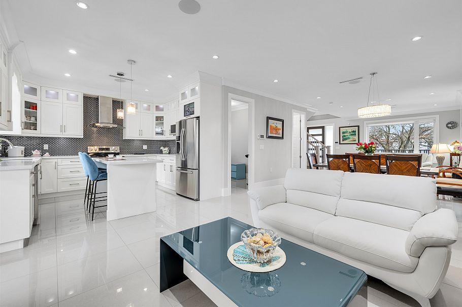 3933 Union Street Burnaby, BC - 13