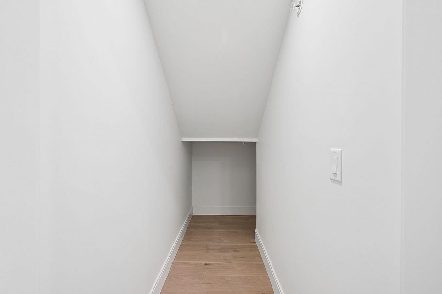 202 378 W 45th Avenue Vancouver, BC - 29