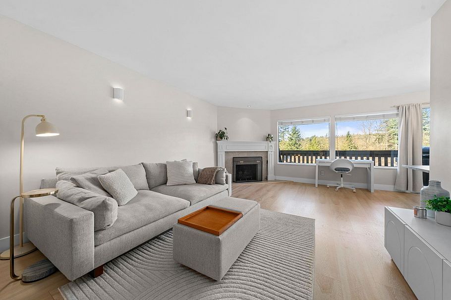 1001 Old Lillooet Road North Vancouver, BC - 1