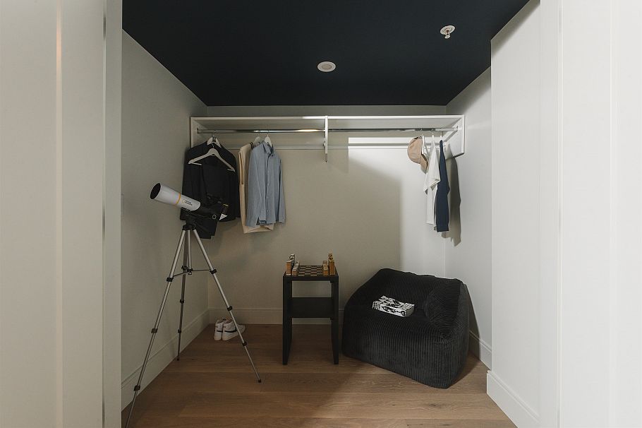 380 W 45th Avenue Vancouver, BC - 8