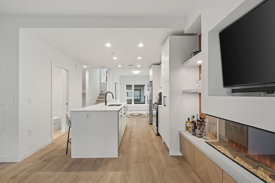 137 535 E 2nd Street North Vancouver, BC - 8