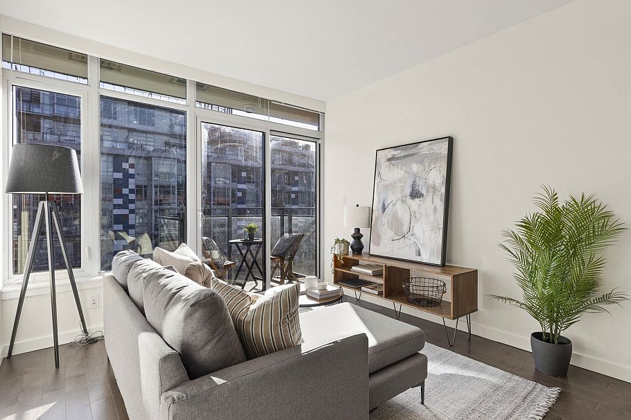 608 38 W 1st Avenue Vancouver, BC - 3