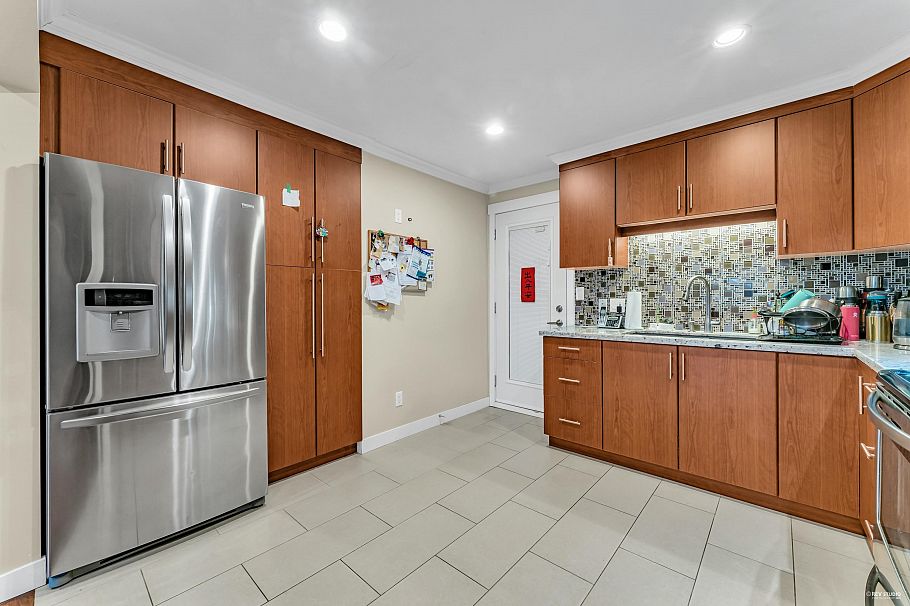 3951 Slocan Street Vancouver, BC - 9