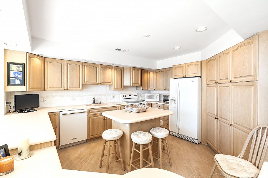 311 999 Berkley Road North Vancouver, BC - 13