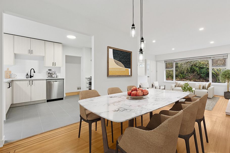 7477 Vivian Drive Vancouver, BC - 2