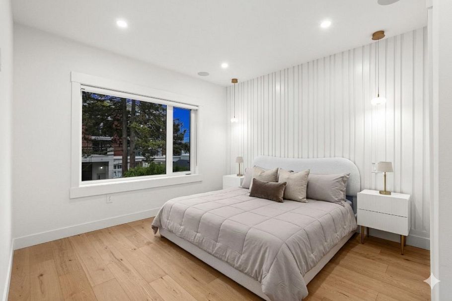 2 4549 W 11th Avenue Vancouver, BC - 22