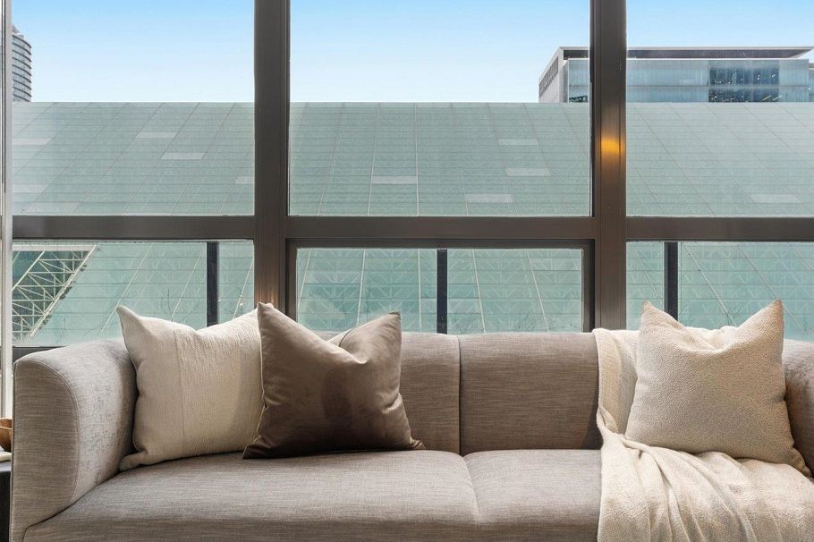 503 933 Hornby Street Vancouver, BC - 3