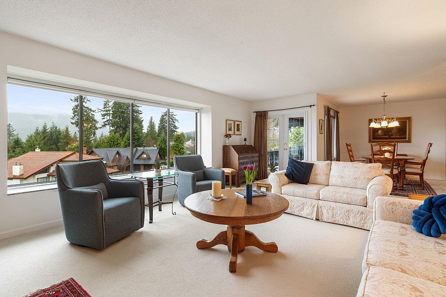 5508 Molina Road North Vancouver, BC - 5