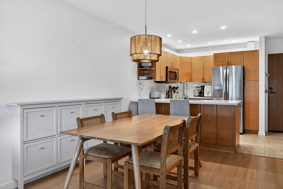 330 210 W 2nd Street North Vancouver, BC - 6