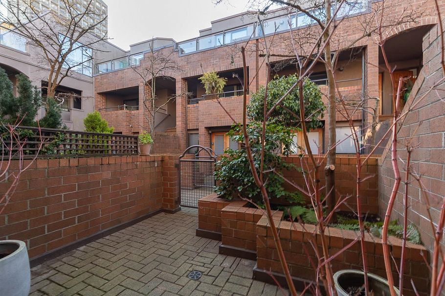 10 766 W 7th Avenue Vancouver, BC - 34