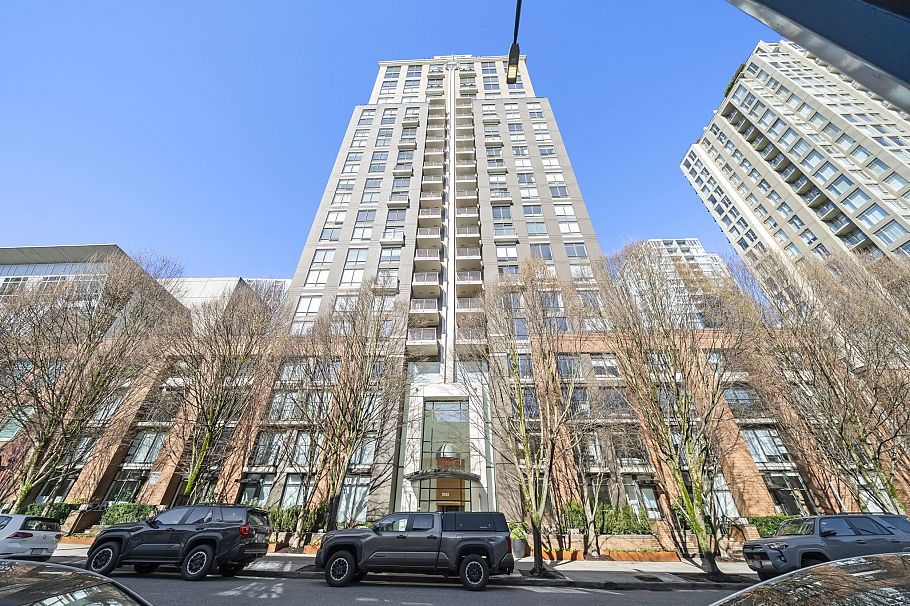 1053 Homer Street Vancouver, BC - 25