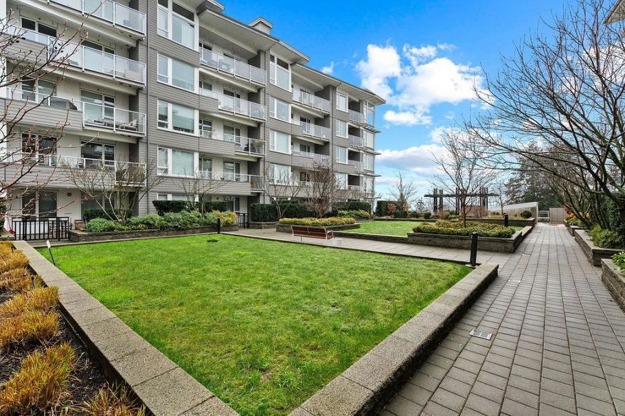 328 255 W 1st Street North Vancouver, BC - 30