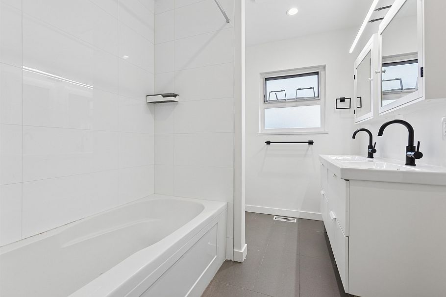 7477 Vivian Drive Vancouver, BC - 8