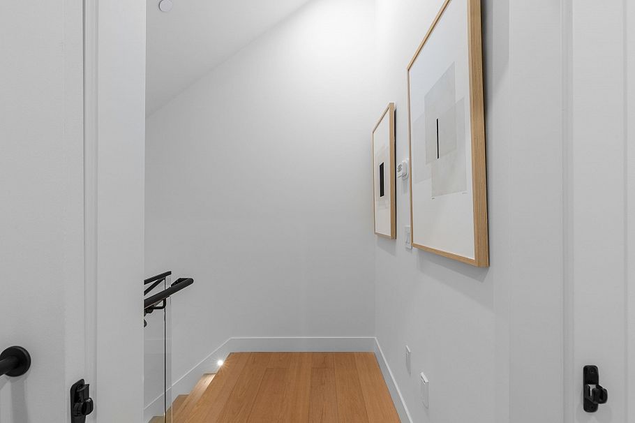 1 4549 W 11th Avenue Vancouver, BC - 32