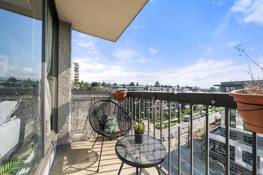 706 145 St. Georges Avenue North Vancouver, BC - 22