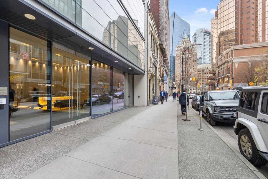2306 838 W Hastings Street Vancouver, BC - 2
