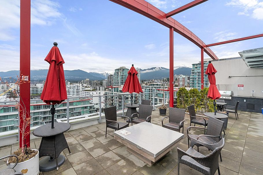 208 199 Victory Ship Way North Vancouver, BC - 27