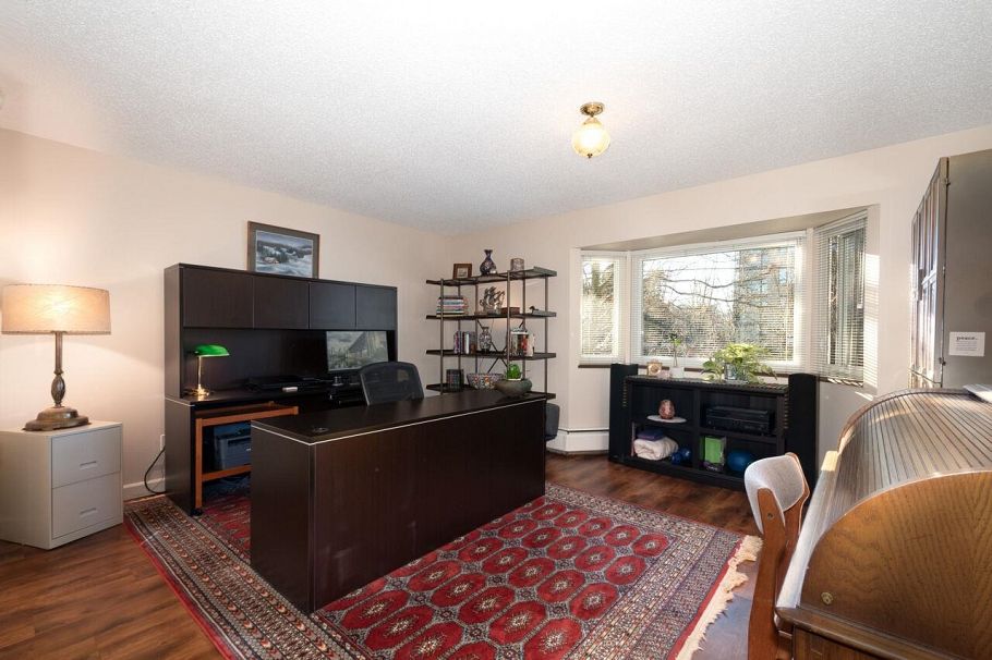203 1696 W 10th Avenue Vancouver, BC - 17