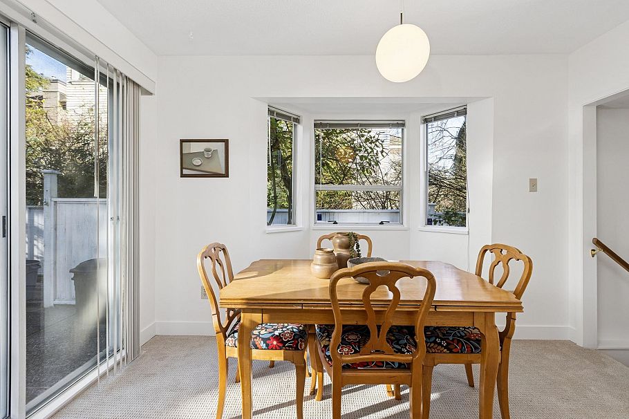 232 E 11th Street North Vancouver, BC - 10