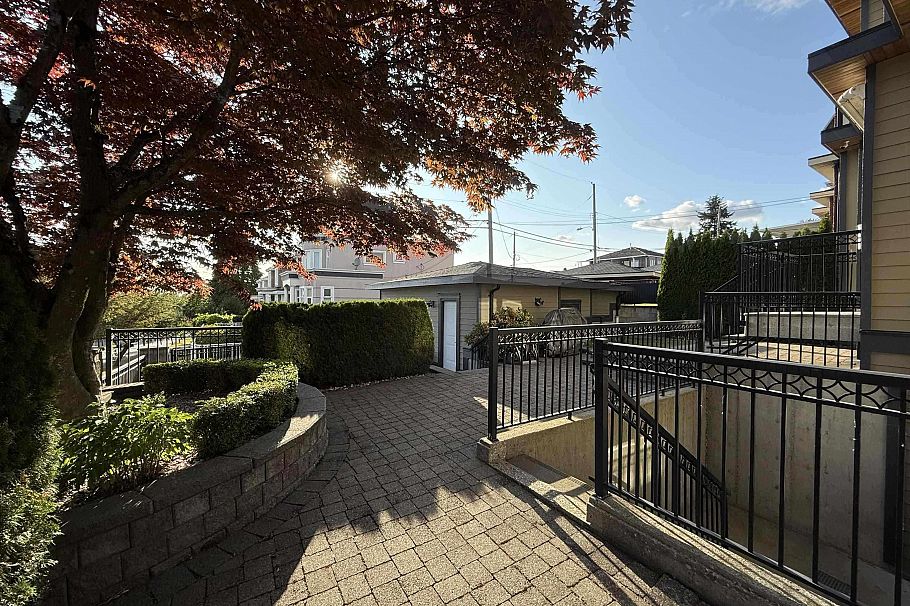 7689 Jasper Crescent Vancouver, BC - 6