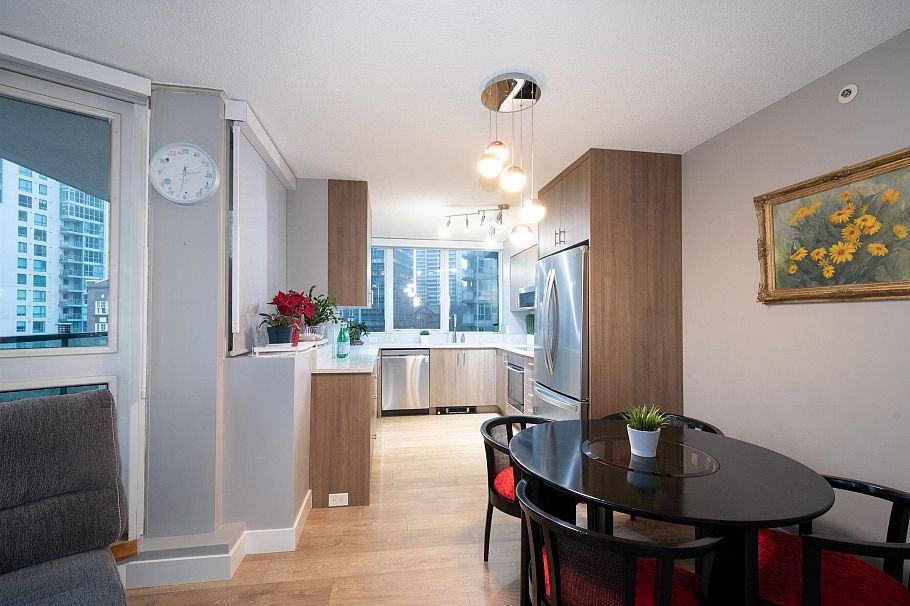 806 555 Jervis Street Vancouver, BC - 10