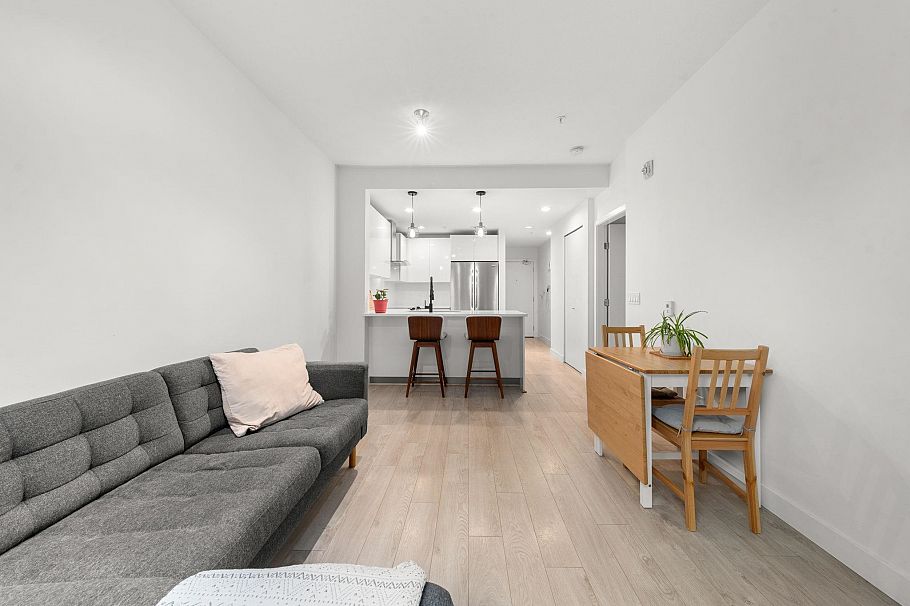 107 733 W 3rd Street North Vancouver, BC - 5