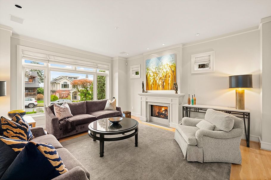 2722 W 31st Avenue Vancouver, BC - 5