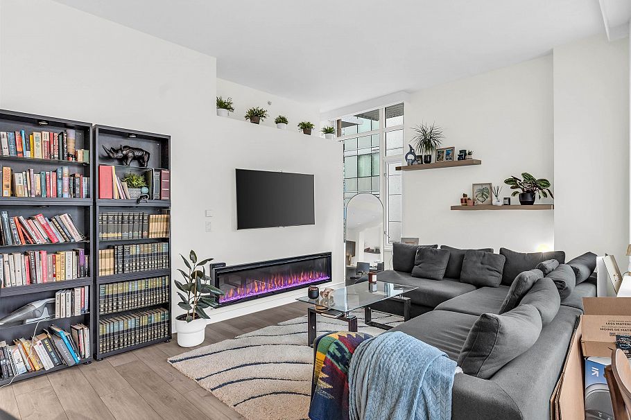 509 1633 Ontario Street Vancouver, BC - 9