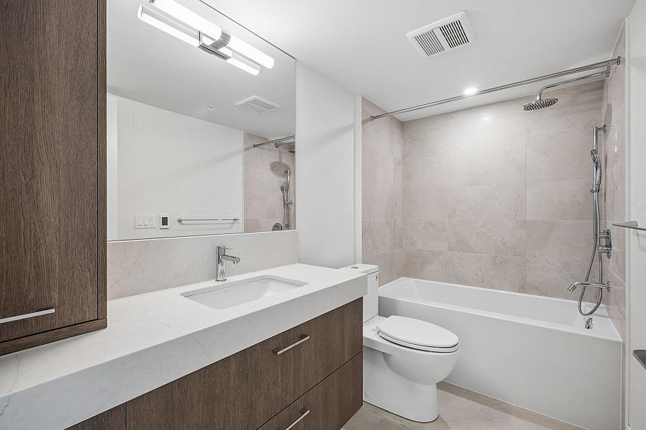 102 378 W 45th Avenue Vancouver, BC - 13