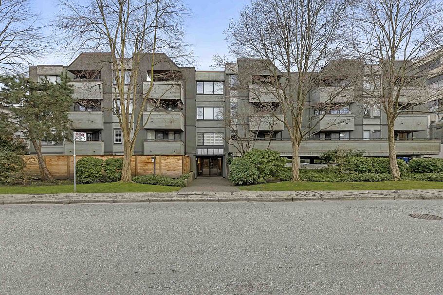 302 1476 W 10th Avenue Vancouver, BC - 25
