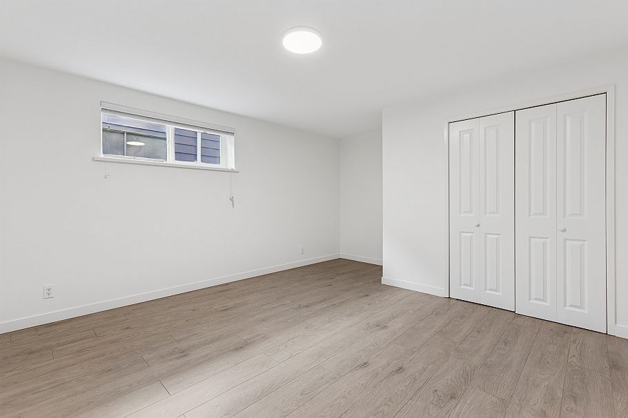 7477 Vivian Drive Vancouver, BC - 6