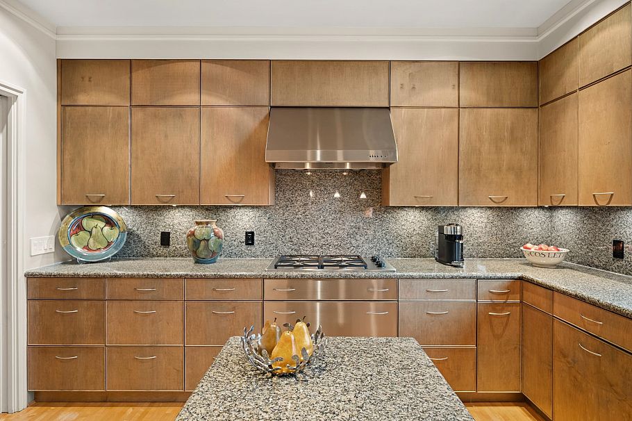 2722 W 31st Avenue Vancouver, BC - 19