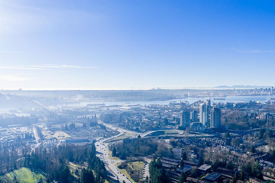 2076 Purcell Way North Vancouver, BC - 38