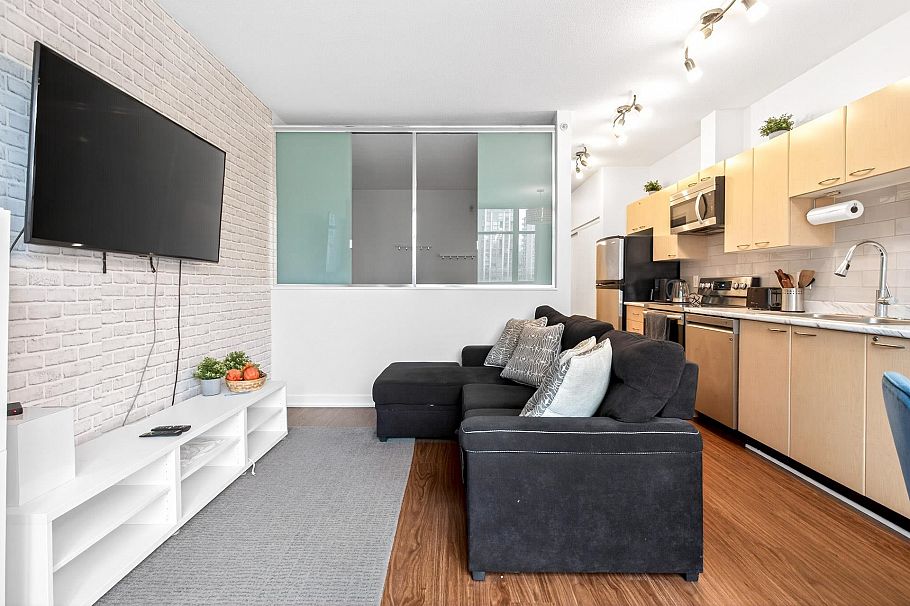 507 1249 Granville Street Vancouver, BC - 7