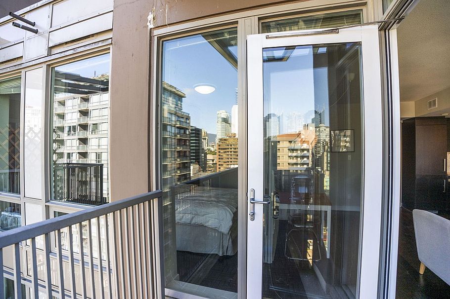 1802 1055 Richards Street Vancouver, BC - 28