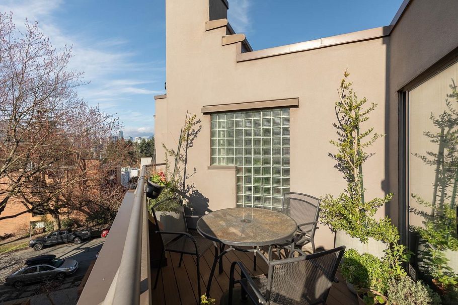 10 766 W 7th Avenue Vancouver, BC - 15