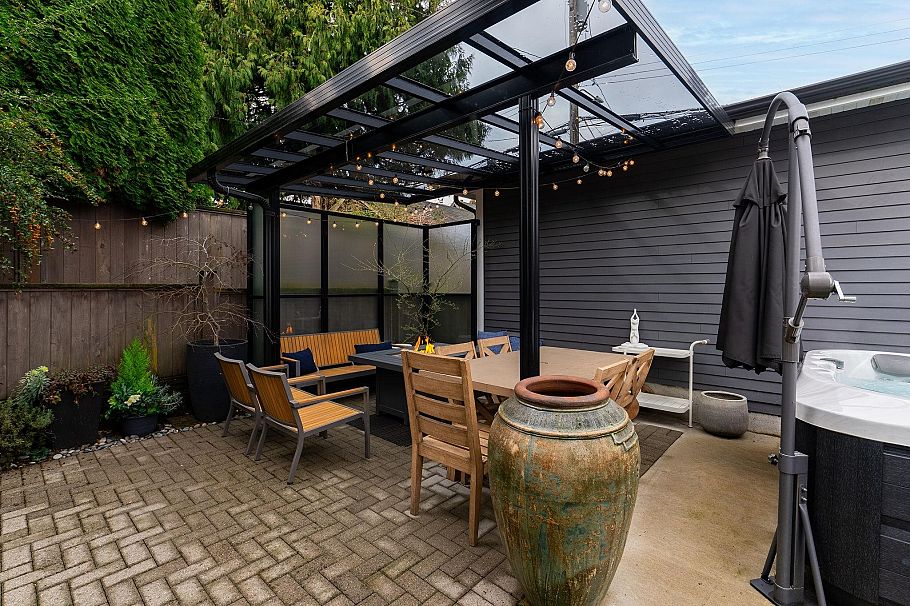 1371 E 13th Avenue Vancouver, BC - 28