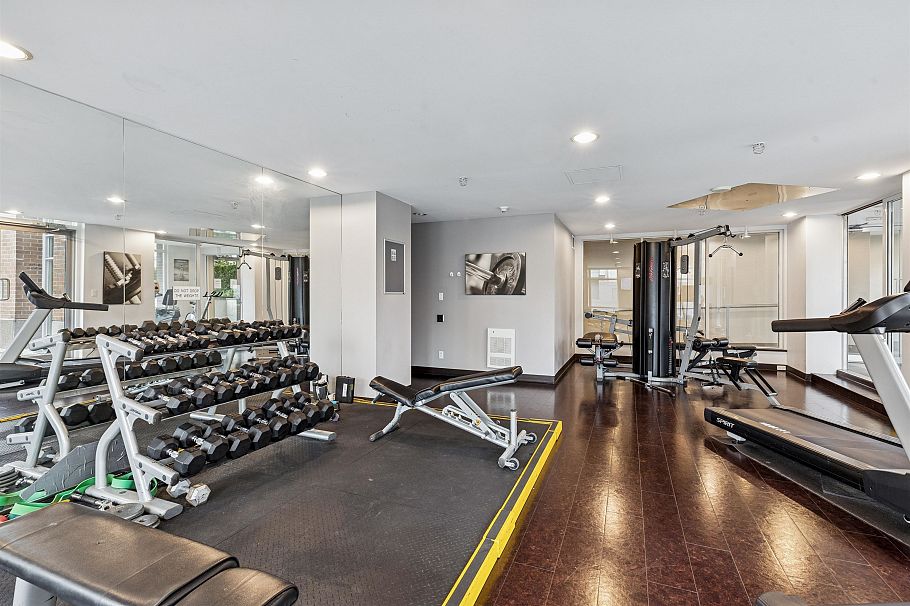 863 Richards Street Vancouver, BC - 29