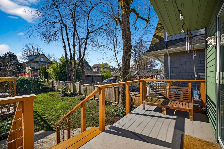 1764 Graveley Street Vancouver, BC - 20