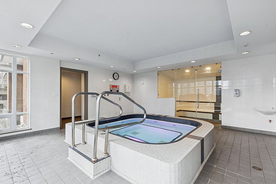 863 Richards Street Vancouver, BC - 31