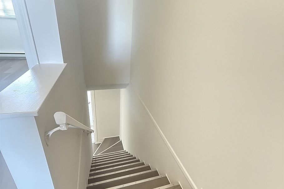 202 3683 Wellington Avenue Vancouver, BC - 12