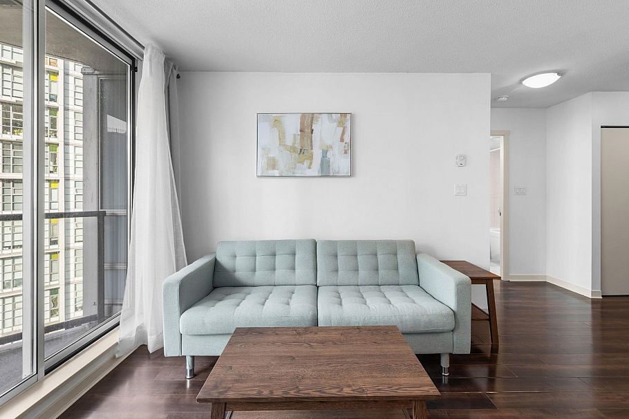 706 1212 Howe Street Vancouver, BC - 12