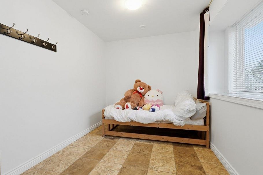 1115 Boundary Road Vancouver, BC - 23